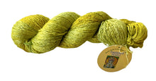 Load image into Gallery viewer, Theodora's Pearls-Auxanometer - yarnz2GO.com