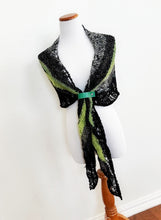 Load image into Gallery viewer, Blake shawl