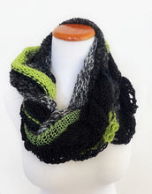 Load image into Gallery viewer, Blake shawl