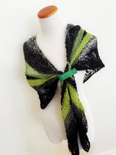 Load image into Gallery viewer, Blake shawl