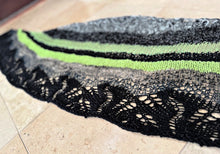 Load image into Gallery viewer, Blake shawl