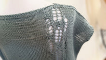 Load image into Gallery viewer, Blooms and lace top - yarnz2GO.com