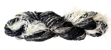 Load image into Gallery viewer, Giving thanks shawl kit - yarnz2GO.com
