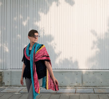 Load image into Gallery viewer, Bromley shawl