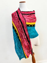 Load image into Gallery viewer, Bromley shawl