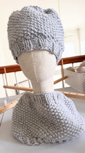 Load image into Gallery viewer, Bunches of seeds cowl/hat or set of both - yarnz2GO.com