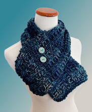 Load image into Gallery viewer, Cade neck warmer