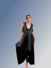 Load image into Gallery viewer, Chiara vest, knit kit - yarnz2GO.com