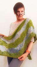 Load image into Gallery viewer, Christelle shawl - yarnz2GO.com