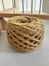 Load image into Gallery viewer, Idris sweater - yarnz2GO.com