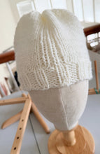 Load image into Gallery viewer, Easy worsted scarf & hat set 50% off - yarnz2GO.com