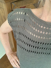 Load image into Gallery viewer, Easy Breezy tunic, knit kit