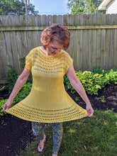 Load image into Gallery viewer, Easy Breezy tunic, knit kit