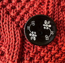 Load image into Gallery viewer, Engraved shawl pins