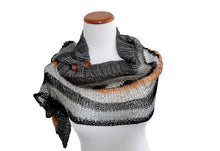 Load image into Gallery viewer, Emmen shawl