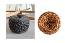 Load image into Gallery viewer, Fallish shawl