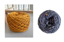 Load image into Gallery viewer, Fallish shawl