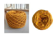 Load image into Gallery viewer, Fallish shawl