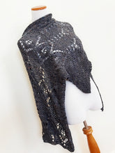 Load image into Gallery viewer, Ferrer shawl