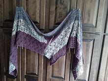 Load image into Gallery viewer, Five Wise Owls shawl pattern - yarnz2GO.com