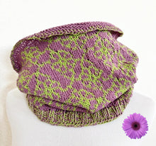 Load image into Gallery viewer, Flowers abound cowl pattern - yarnz2GO.com