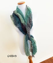 Load image into Gallery viewer, Garron shawl