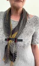 Load image into Gallery viewer, Gibbs shawl