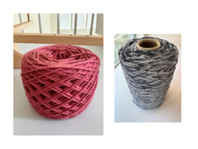 Load image into Gallery viewer, Idris shawl