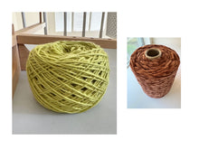 Load image into Gallery viewer, Idris shawl