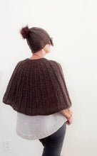 Load image into Gallery viewer, Idris beanie with Pom