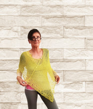 Load image into Gallery viewer, Jun poncho pattern