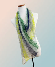 Load image into Gallery viewer, Kiki wrap/poncho, kit