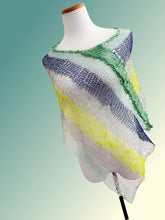 Load image into Gallery viewer, Kiki wrap/poncho, kit