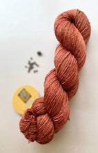 Load image into Gallery viewer, Leaves necklace, knit kit