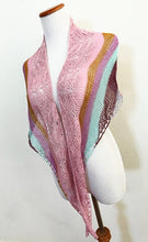 Load image into Gallery viewer, Liesel shawl
