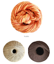 Load image into Gallery viewer, Line by line shawl