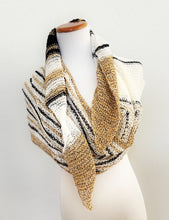 Load image into Gallery viewer, Line by line shawl