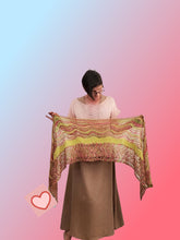 Load image into Gallery viewer, Lucienne, knit kit
