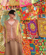 Load image into Gallery viewer, Lucienne shawl pattern