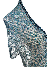 Load image into Gallery viewer, Lutz shawl