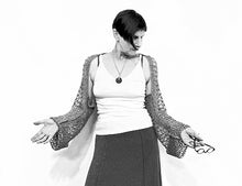 Load image into Gallery viewer, Manning shrug - yarnz2GO.com