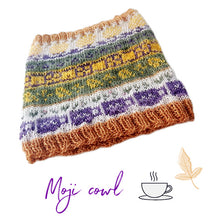 Load image into Gallery viewer, Moji cowl, pattern - yarnz2GO.com