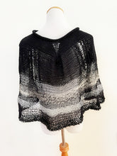 Load image into Gallery viewer, Newell poncho