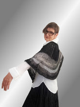 Load image into Gallery viewer, Newell poncho pattern - yarnz2GO.com