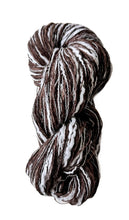 Load image into Gallery viewer, Tikki shawl