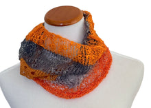 Load image into Gallery viewer, NEW! Easy peasy cowl 40% off