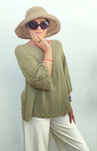Load image into Gallery viewer, Saybrook top