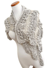 Load image into Gallery viewer, Shining shawl pattern