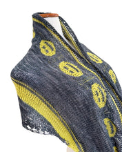 Load image into Gallery viewer, All smiles shawl, knit kit