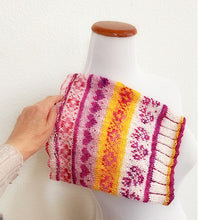 Load image into Gallery viewer, Sonnet cowl, knit kit